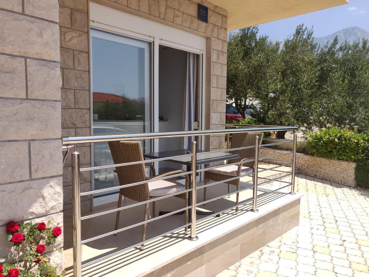 Villa Marija Baška Voda Exteriör bild