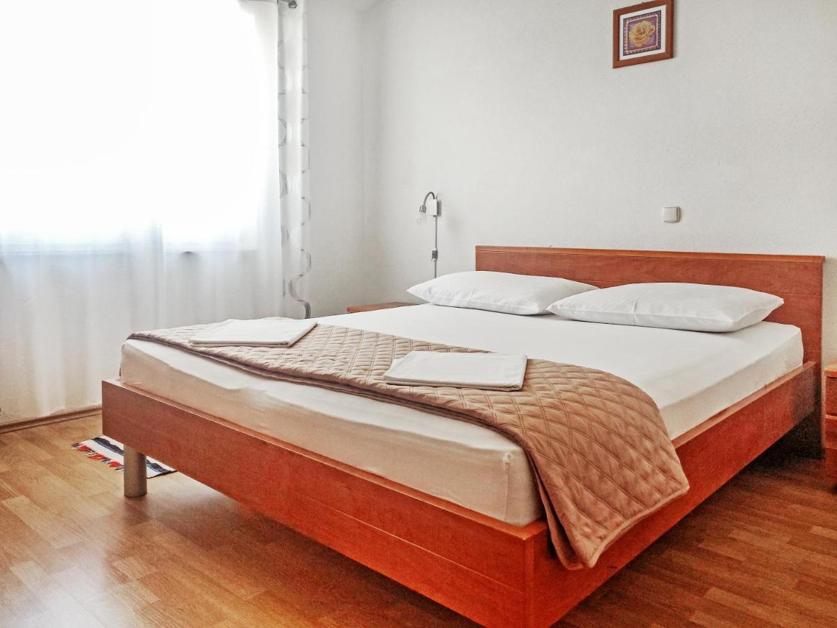 Villa Marija Baška Voda Exteriör bild