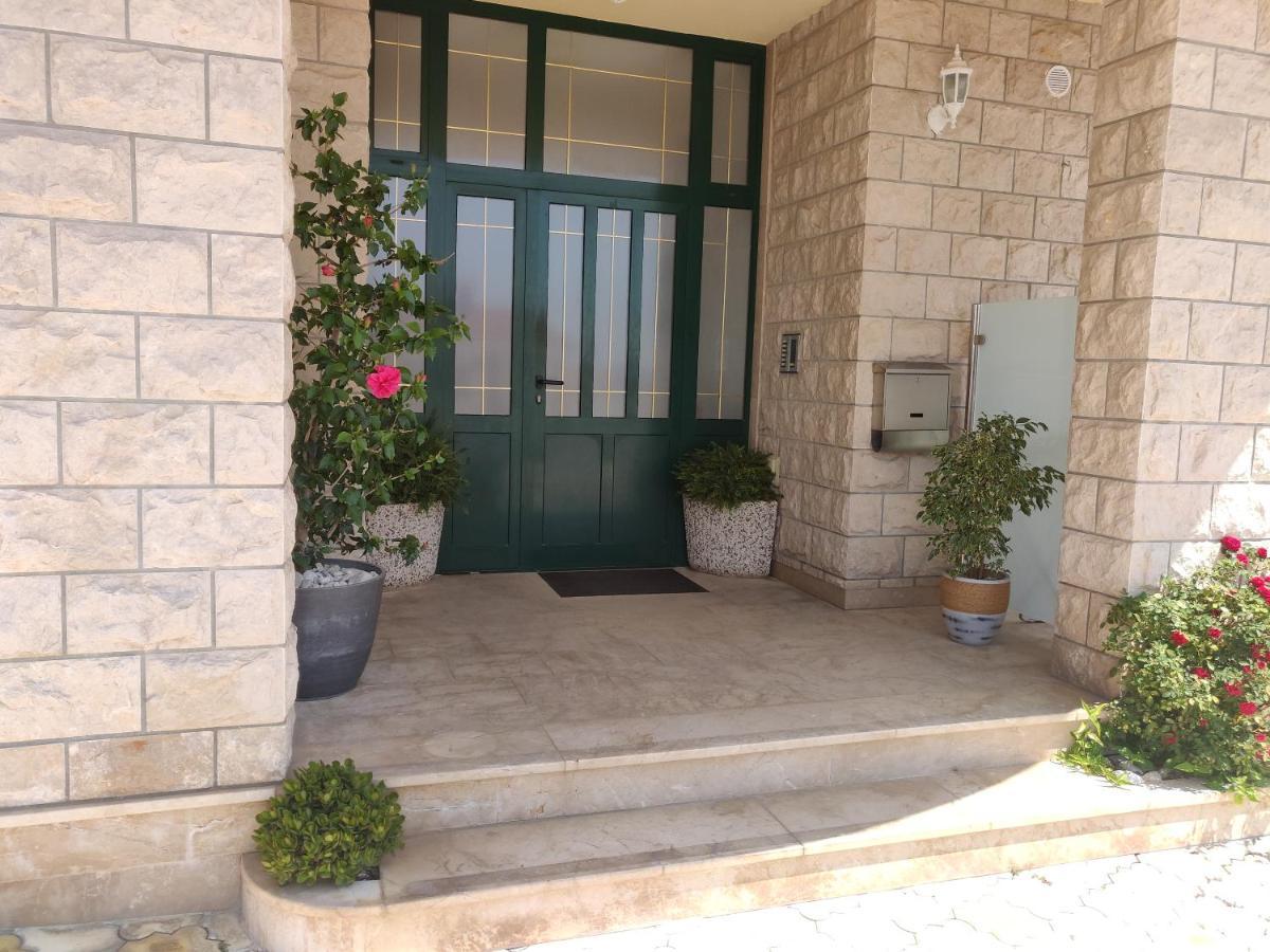 Villa Marija Baška Voda Exteriör bild